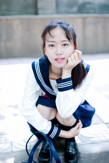 落地窗黑白双zu
